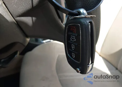 2019 Hyundai Sonata Se из США, поврежденный, VIN 5NPE24AFXKH776961